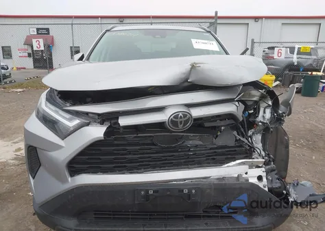 2024 Toyota Rav4 Xle z USA, uszkodzony, nr VIN 2T3P1RFV9RW457286